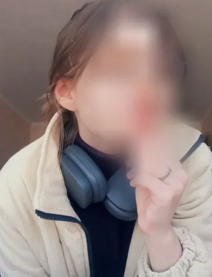 María, 19 años
