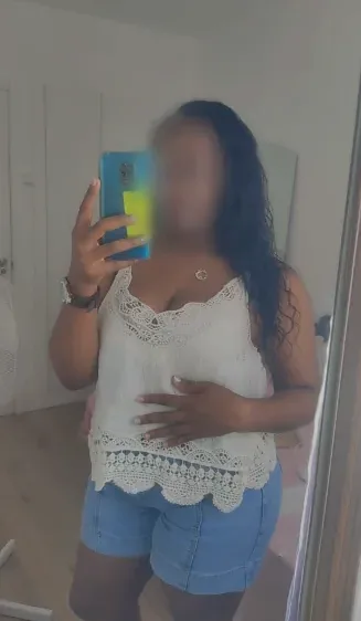 Micaela, 34 años